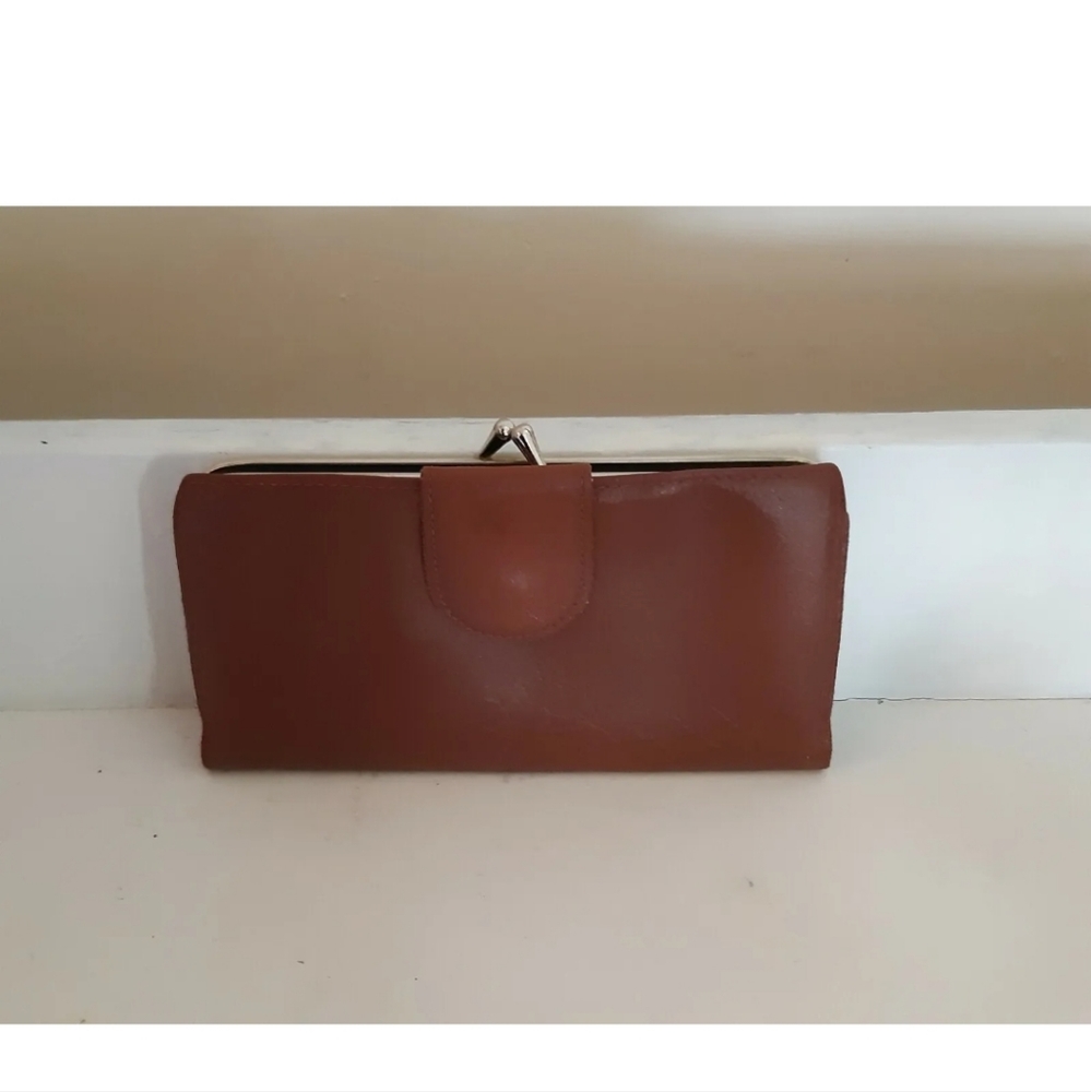 Winfield  Vintage Classic Leather Women's  Wallet Brown